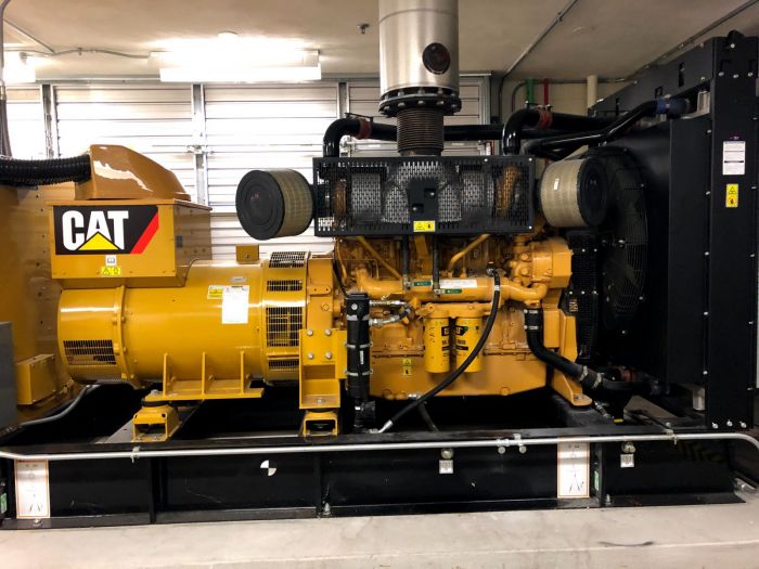 2010 CAT C18 600KW Diesel Generator Set