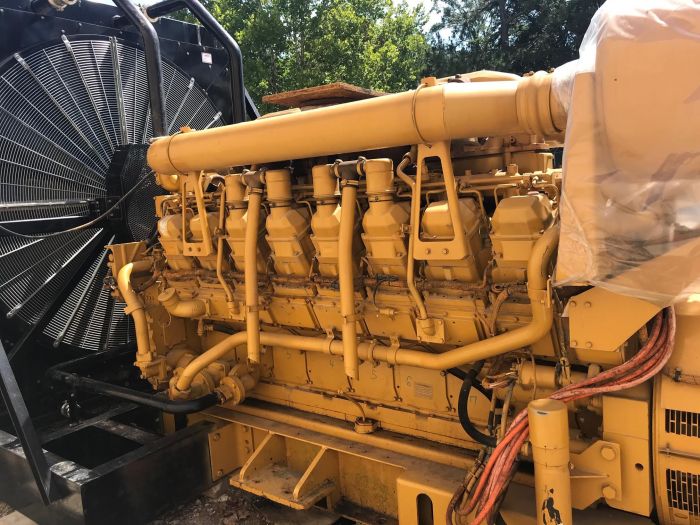 Caterpillar 3516B - 2000KW Diesel Generator Set