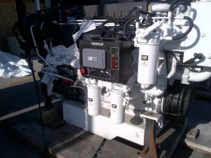 E4597-caterpillar-c32-marine-engine_1