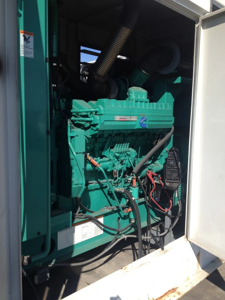 gs3645_d-cummins-qst30-diesel-750kw-genset