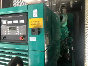 gs4092-cumminsqst30-j