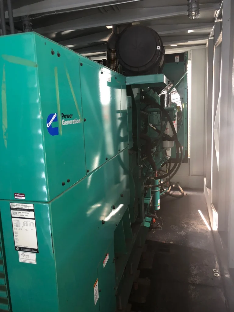 gs4092-cumminsqst30-zb