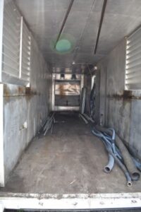 container_on_chassis-e