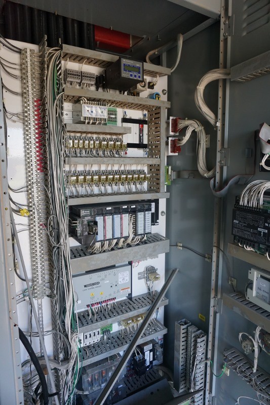 gs4102-mwm1000kw-f_533x800_