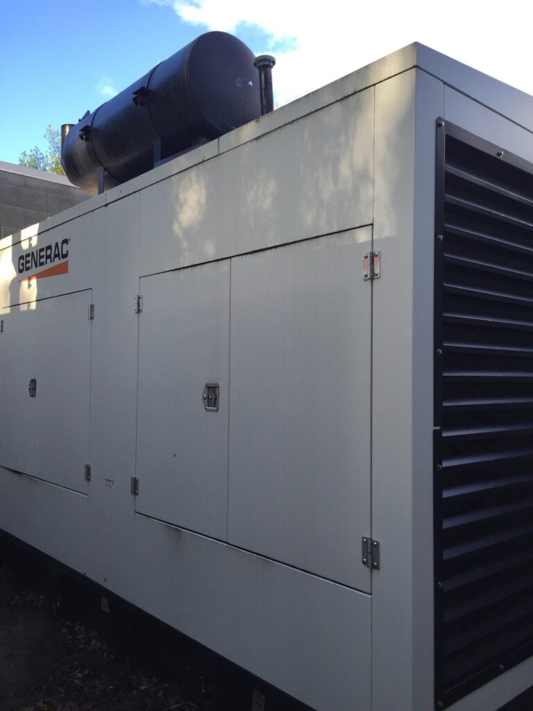 gs4112-generacmd600-k_1