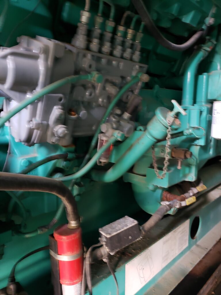 gs4215-cumminsqst30-d