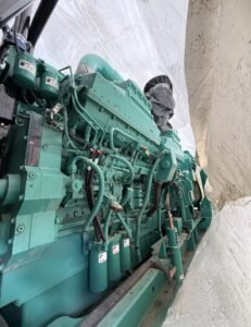 2500kw_cummins_left_side_2