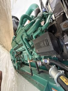 2500kw_cummins_right_side_2