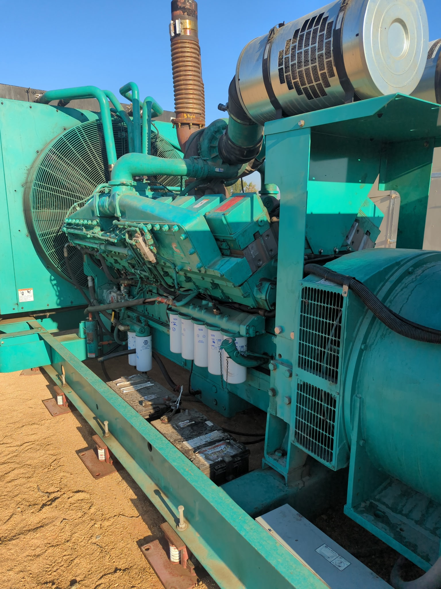 Cummins 1500DFLE KTA50 - 1500KW Diesel Generator Set