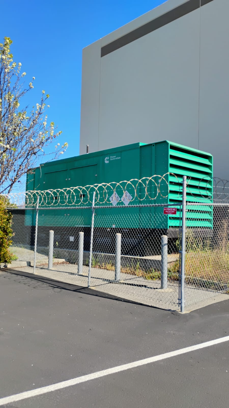 Cummins DQFAD/QST30 - 1000KW Tier 2 Diesel Generator Set