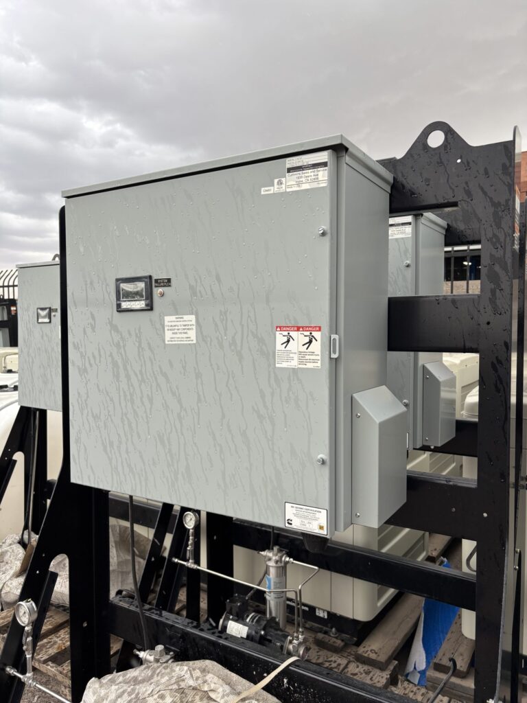 ff-8ef7a88767e5e93a62ec9d2fcaf3387a-ff-img-0141-scaled